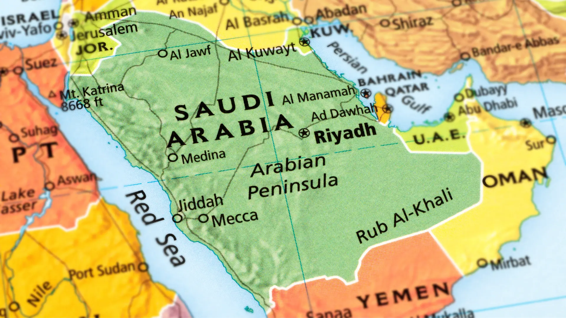 Professional Qualifications for Work Visa in Saudi Arabia